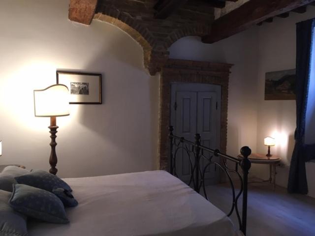 Apartmán L'Arco Romano Foligno Exteriér fotografie